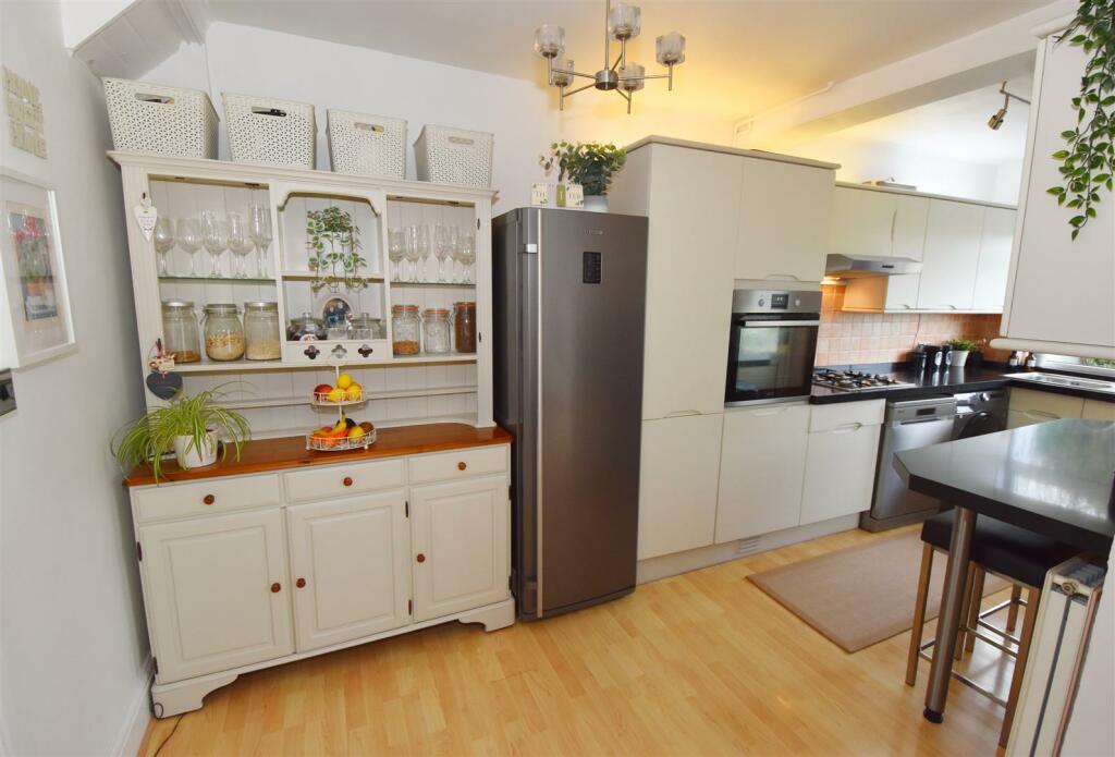 Kitchen shot.jpg
