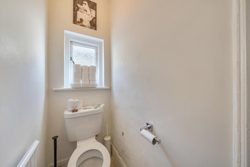 1347727-12-68b598...