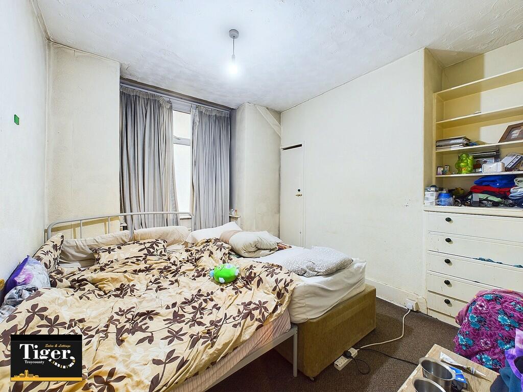 CAM03440G0-PR0196...