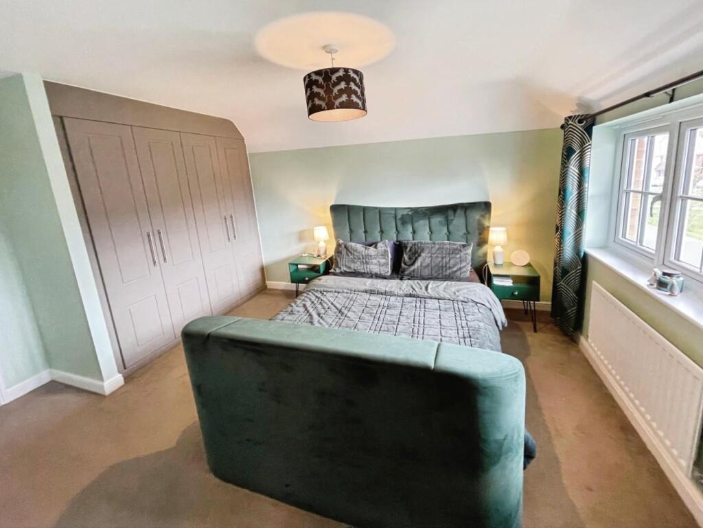 2db50c7b--4EAA-B5F1-541296F735FC-35249-000004BE748