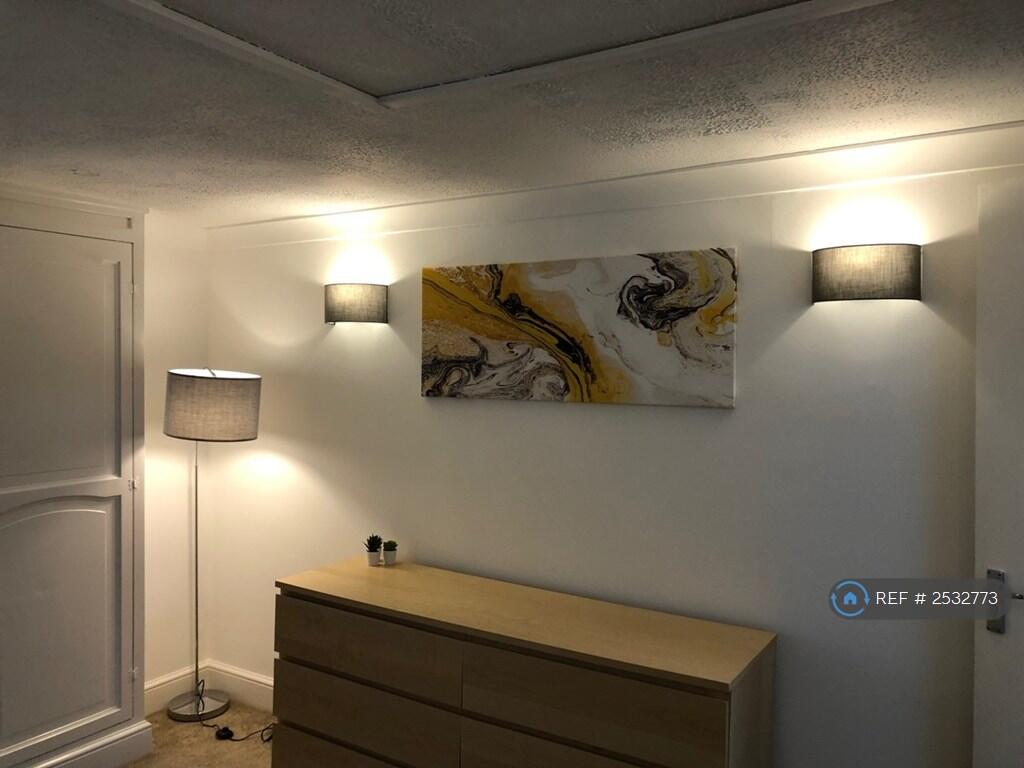 Marlborough Rd - Lower Ground 2