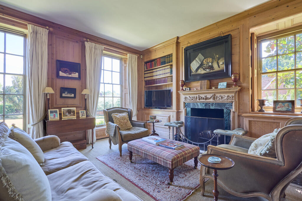 Moulton Hall 0907...