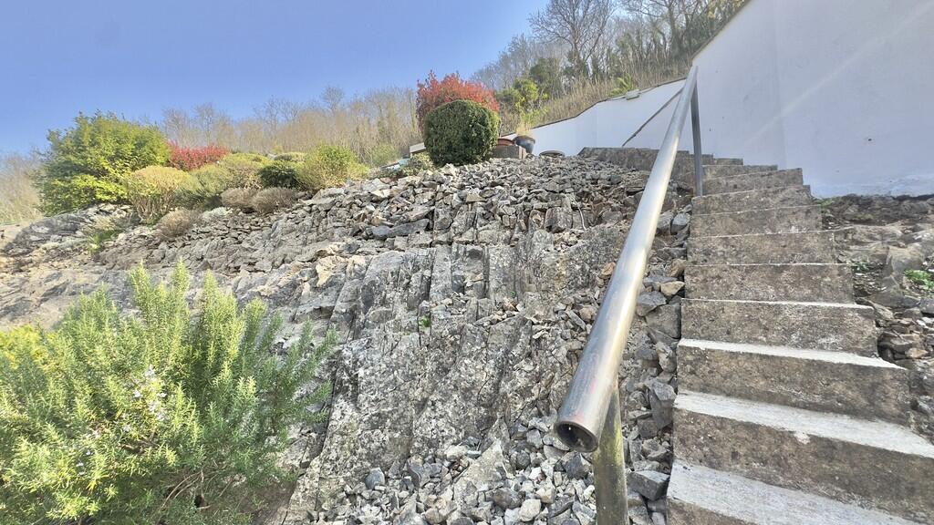 E0D41A7A-3F6C-4C6...