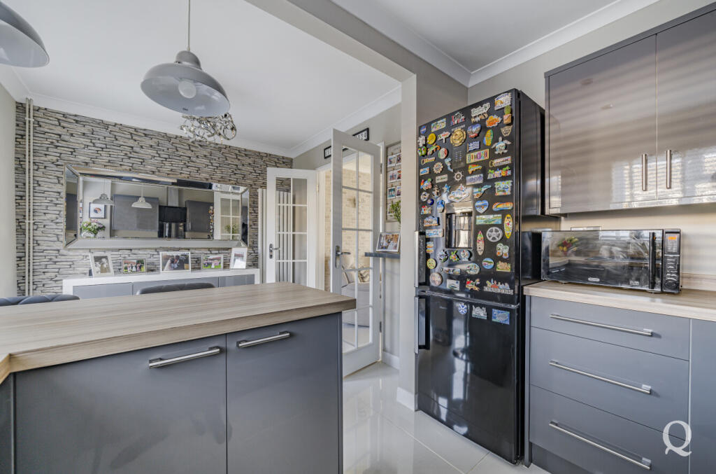 5f129592-5dbd-4a5...