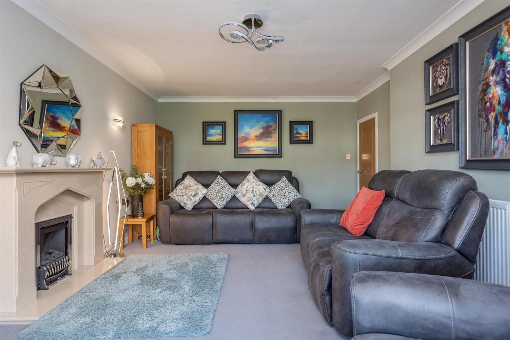 Three Gables Sitting Room-2.jpg