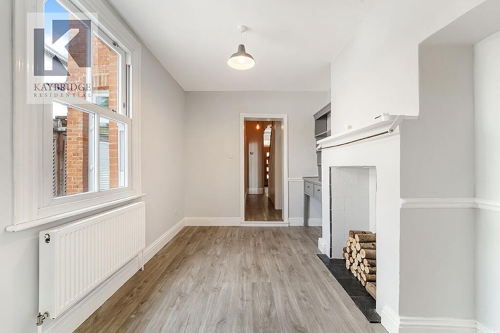 London Road, Ewell - KT17 2BT
