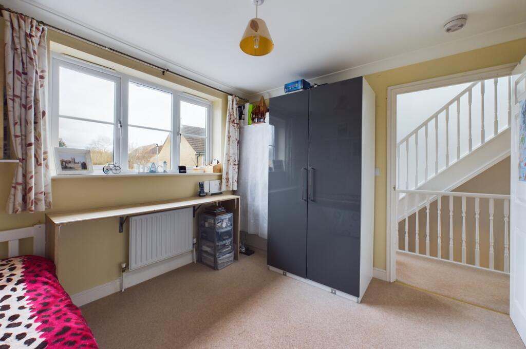 CAM02545G0-PR0334-STILL019