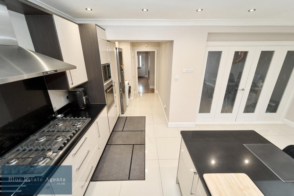 Extended Kitchen &amp; Diner