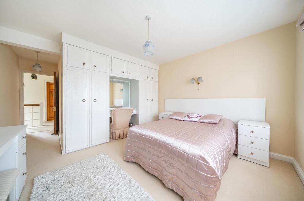 Davidson Frost-Wellings, DFW, Marsworth Avenue, Be