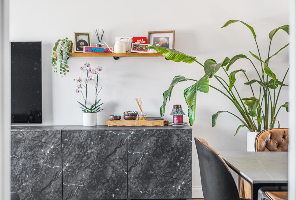 1316212-18-686014...