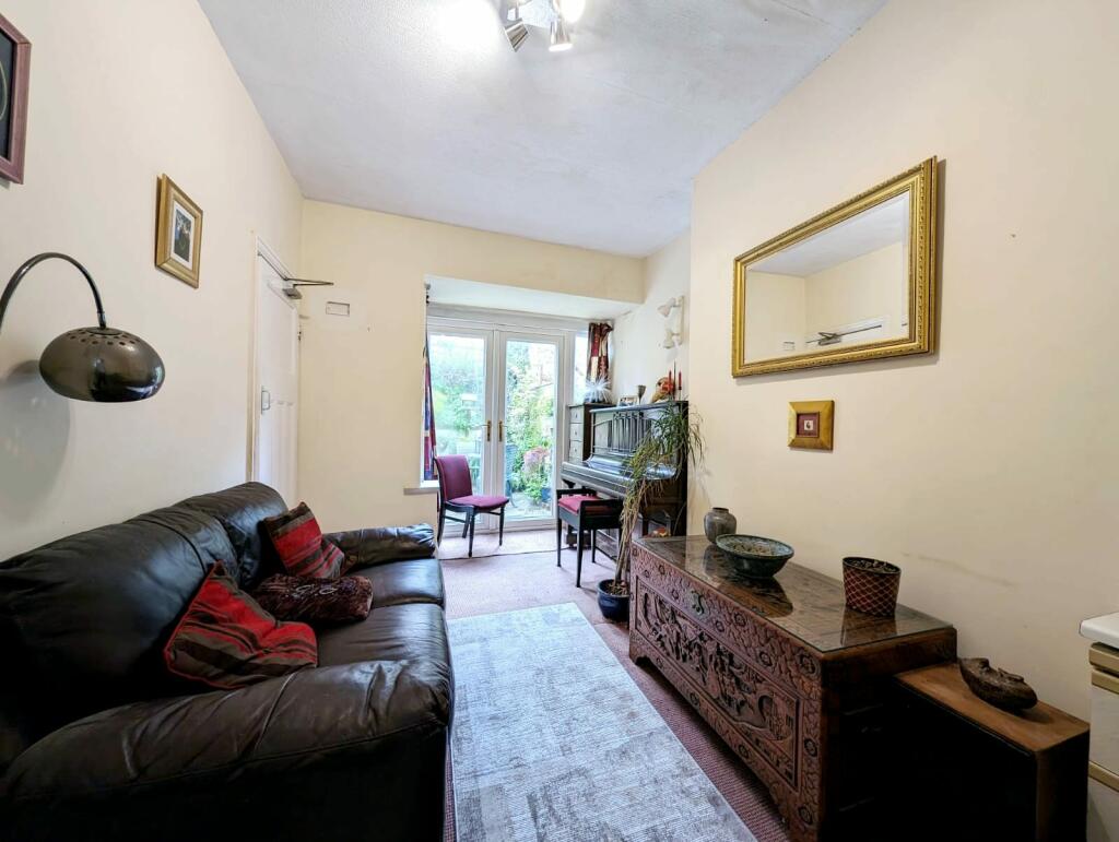 0f8be719-8791-45c6-bfb4-7d0664fa085a