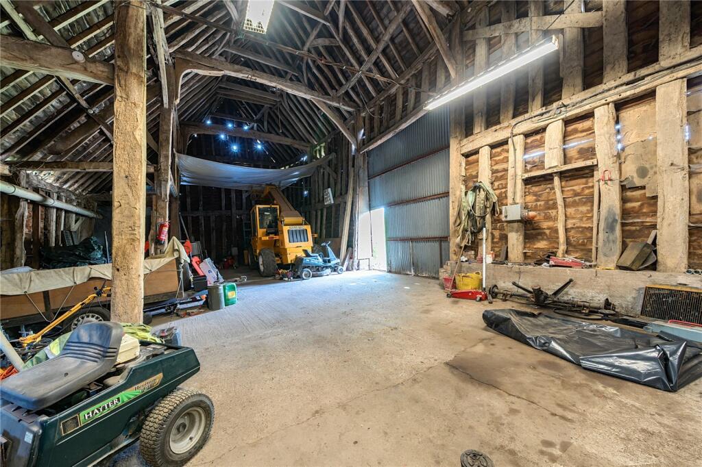 Barn