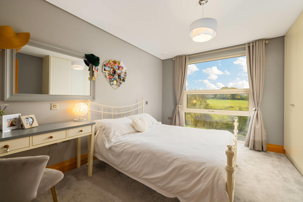 20241030-1109_Maison Haus - Ivory House, Station R