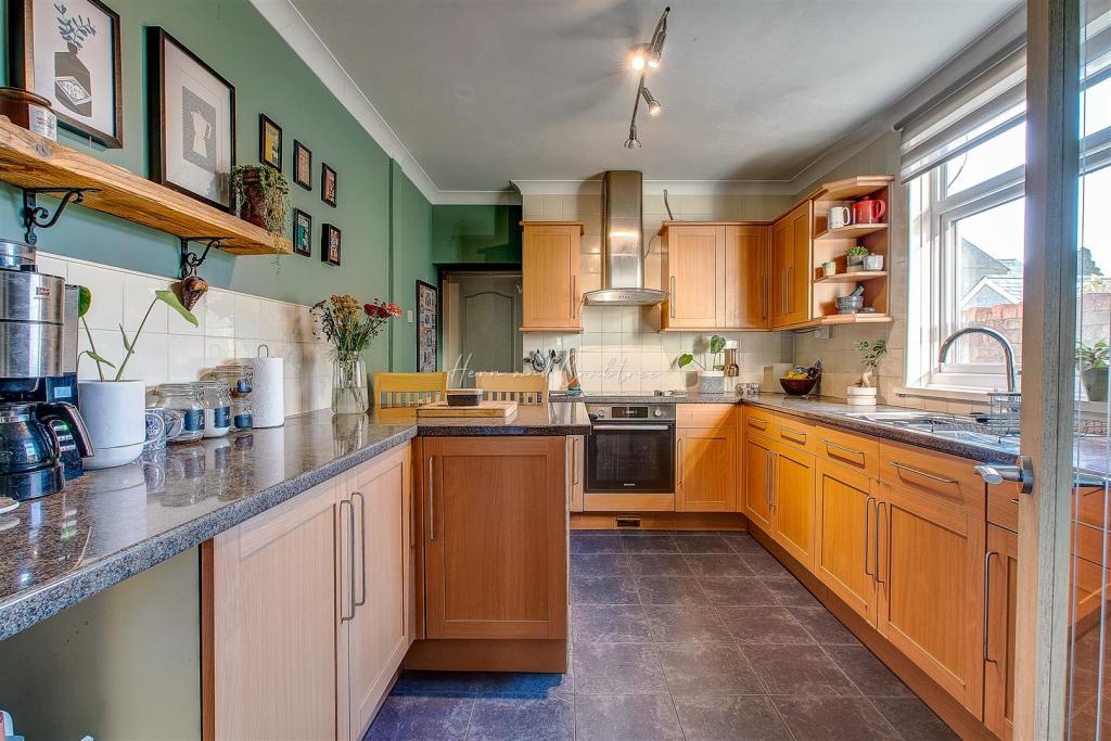 Heathfield Road, Gabalfa, HernCrabtree (22).jpg