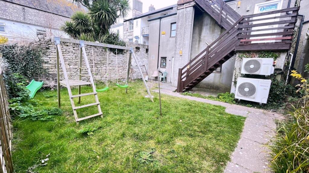 Garden 3