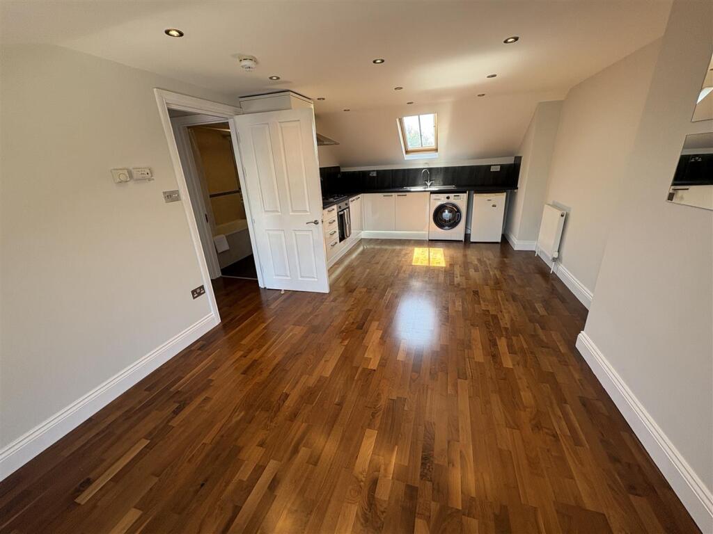 Lounge and Kitchen 2.jpeg