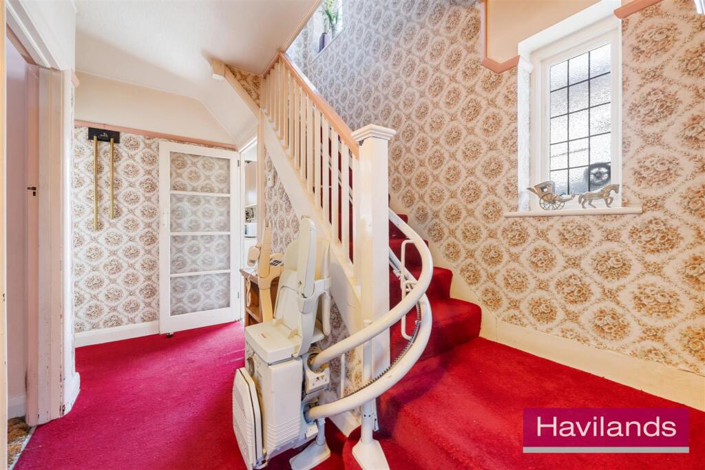 Rowantree Close-12.jpg