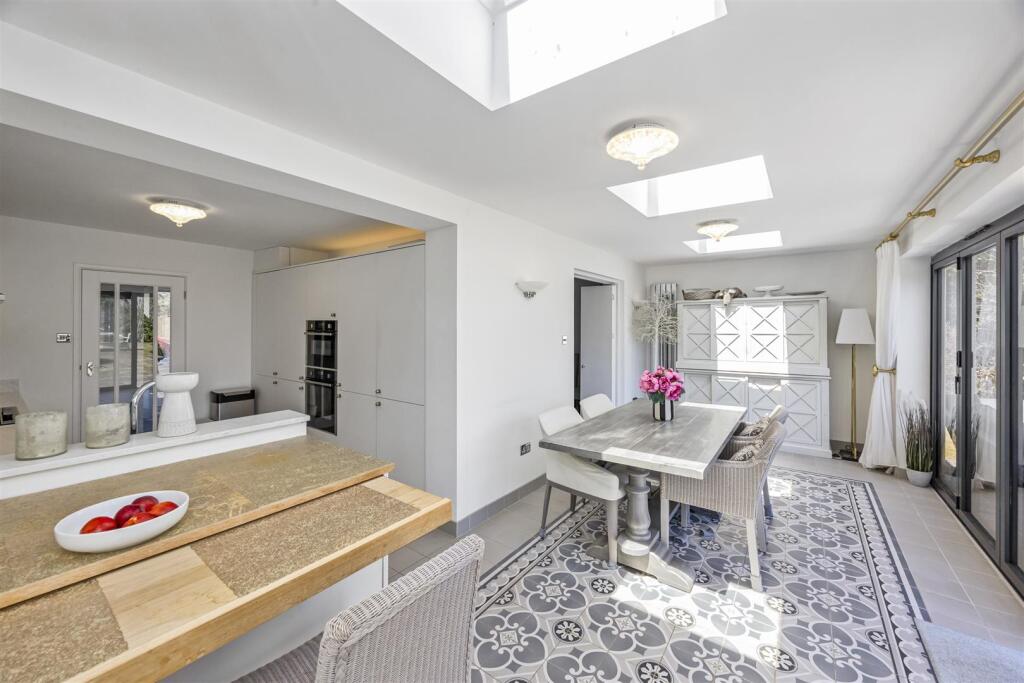 Brookside Close, 3 _013.JPG