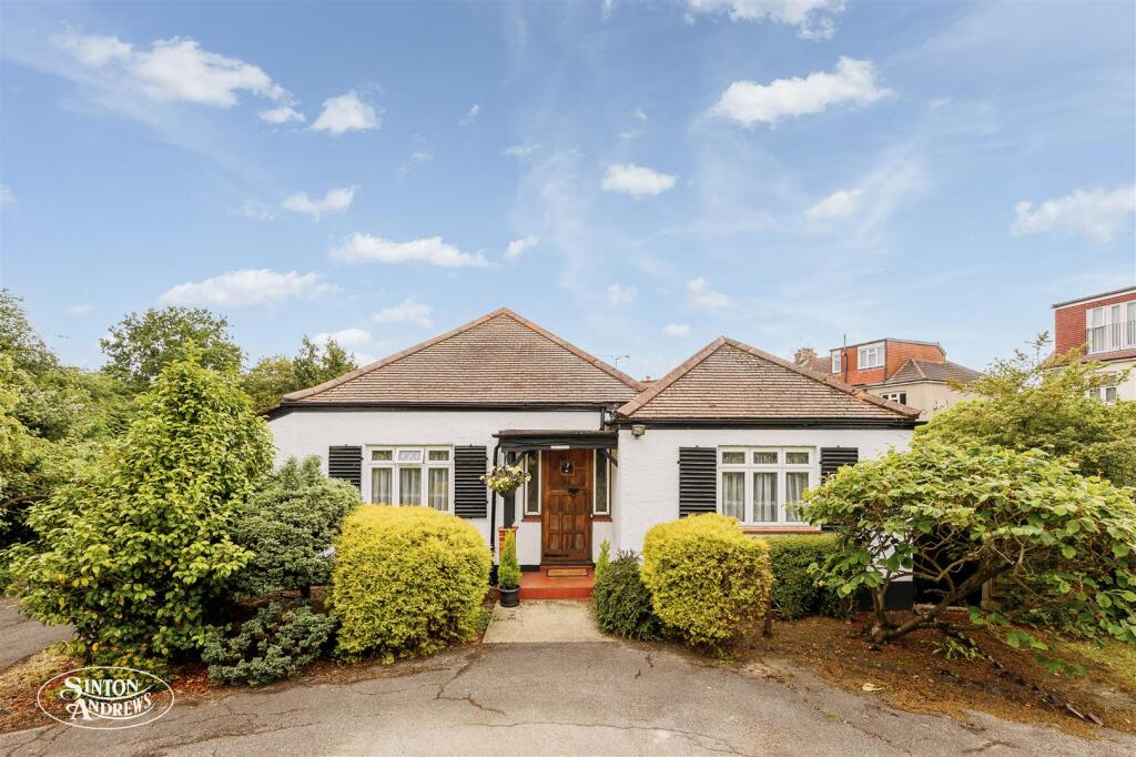 April Cottage, Walmer Gardens-9.jpg