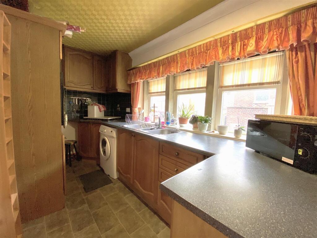 Bramleys Estate Agents - Kirby Row - Kirkheaton (6