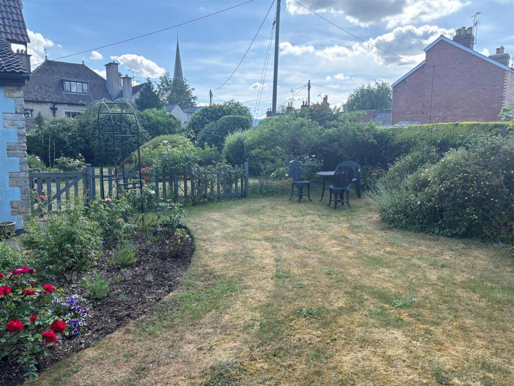 Garden 2.jpg
