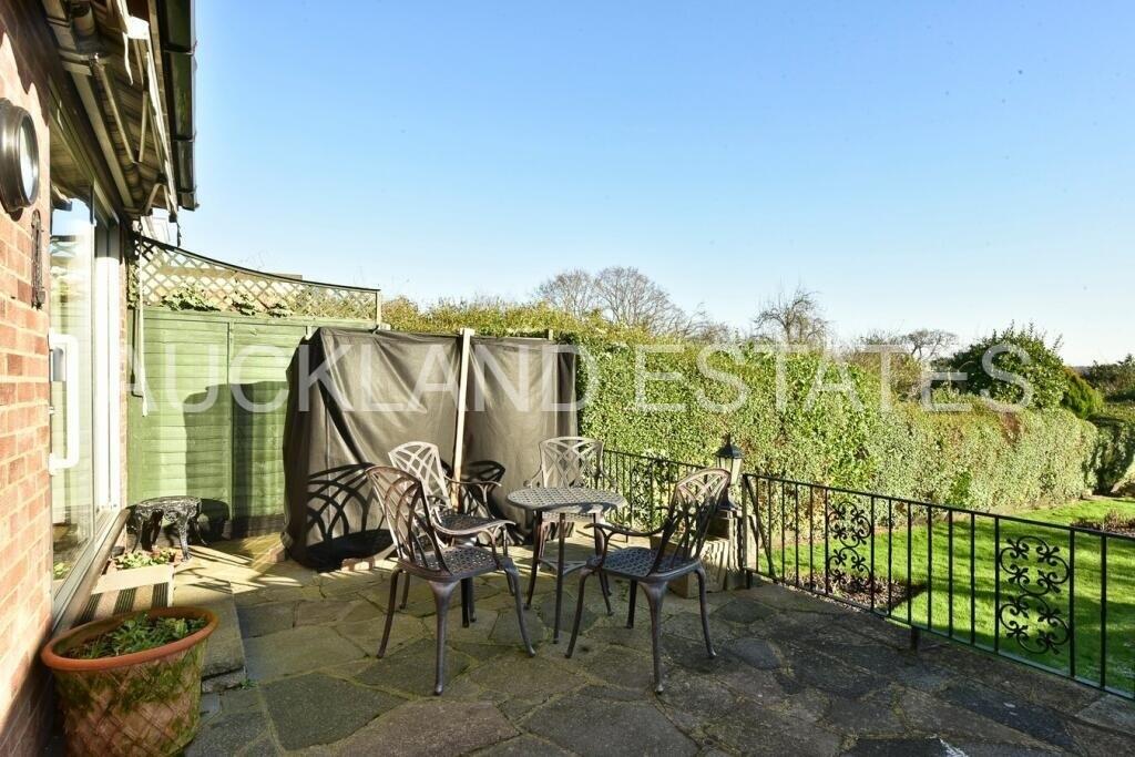 142904_28583554_I...