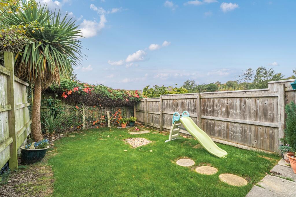 1363278-16-68e39f01ac769-ARW