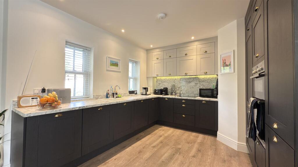 Photo 12-09-2025, 10 13 02.jpg