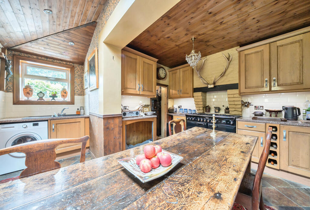 1307110-9-684b0fc...