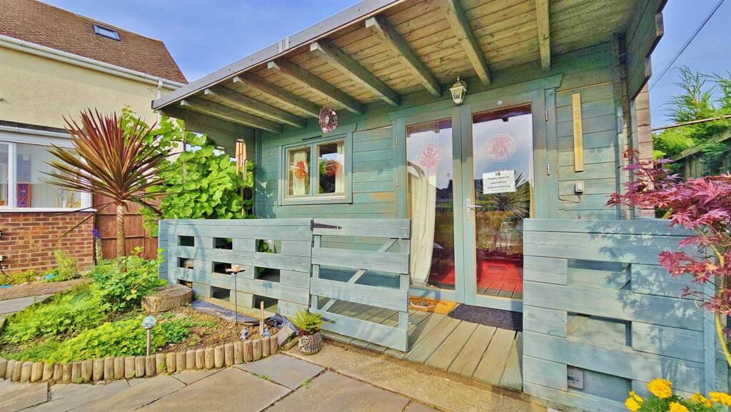 Log Cabin