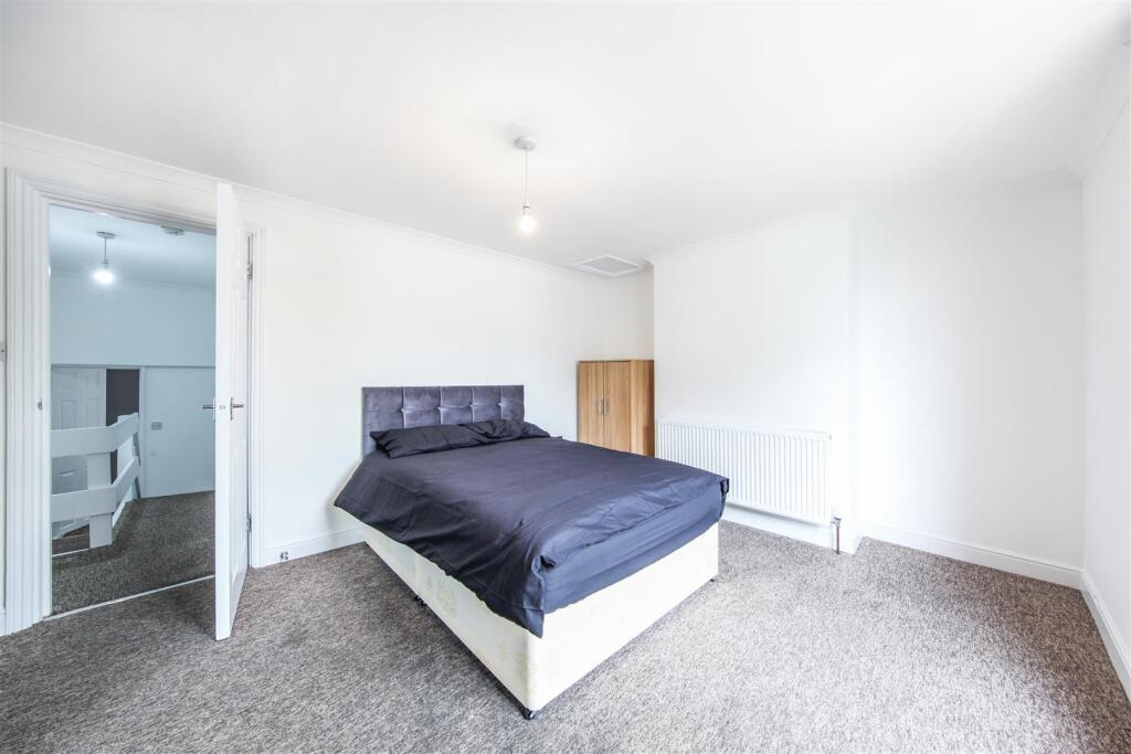 11 Burrage Place - KiqaDTIVHXeEPDSXhAUy.jpg