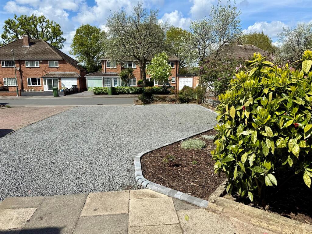NR134 Drive.jpg