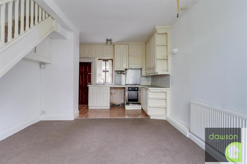 Lounge/Kitchen