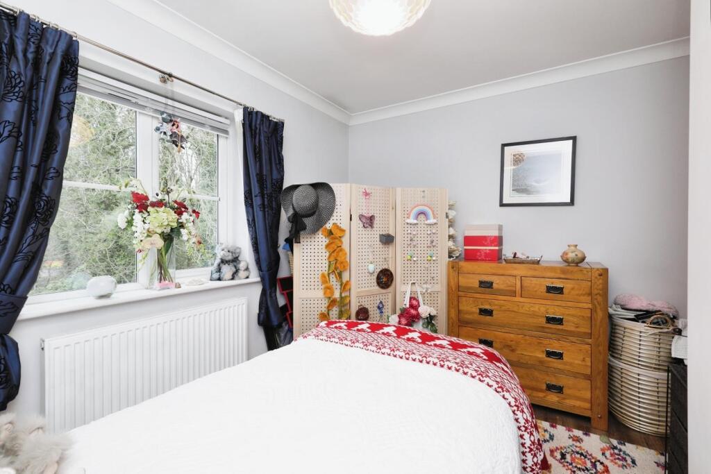 BEDROOM NO.2