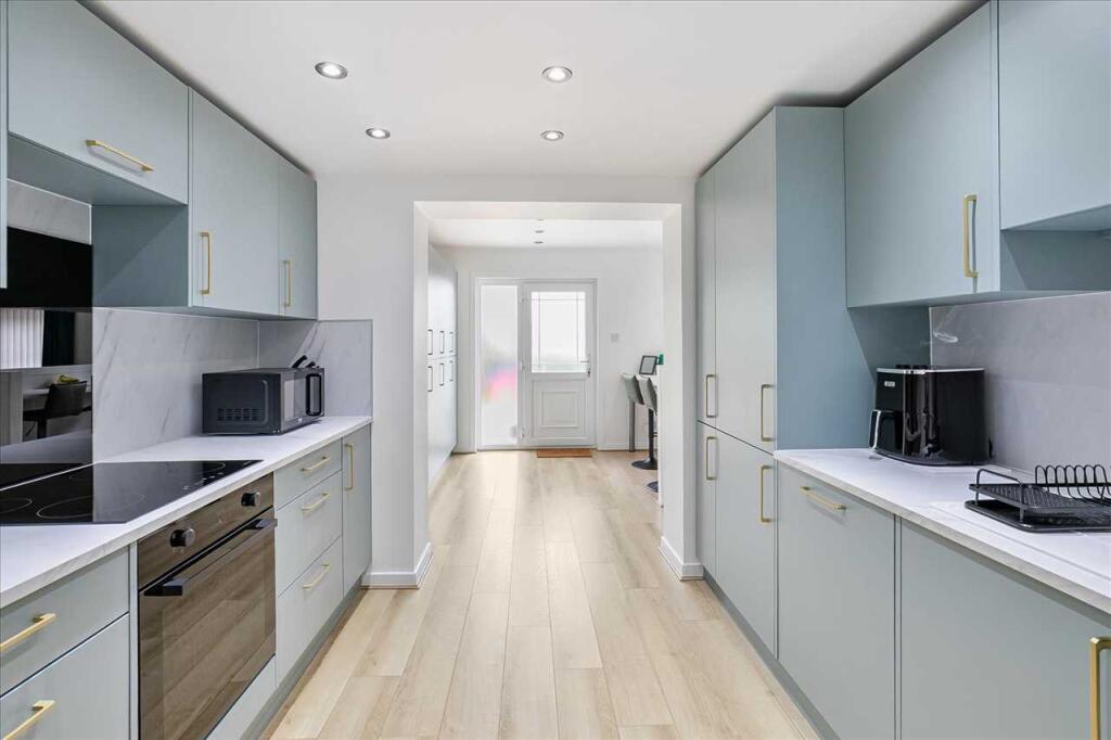 Kitchen (1)