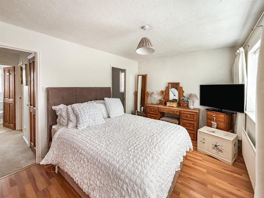 WhatsApp Image 2025-03-25 at 13.00.49_07475ae0.jpg