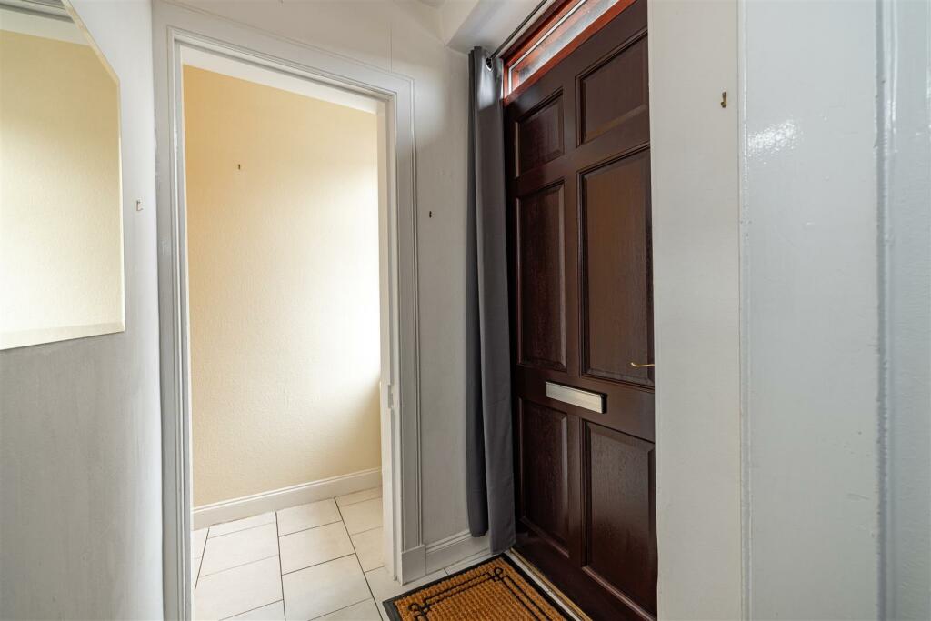 7 Rodgers Place Earlston 13.JPG