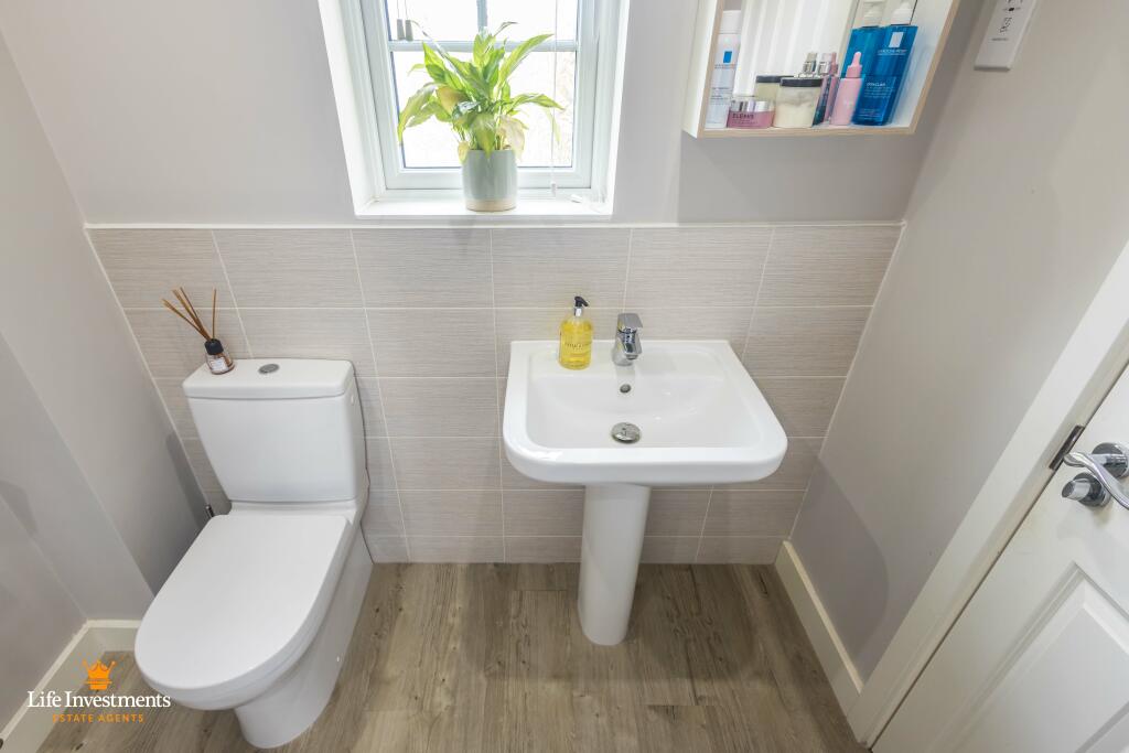 Bedroom One Ensuite
