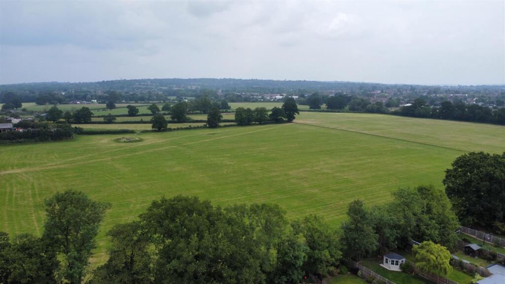 dji_fly_20250609_112252_187_1749464717556_photo_op