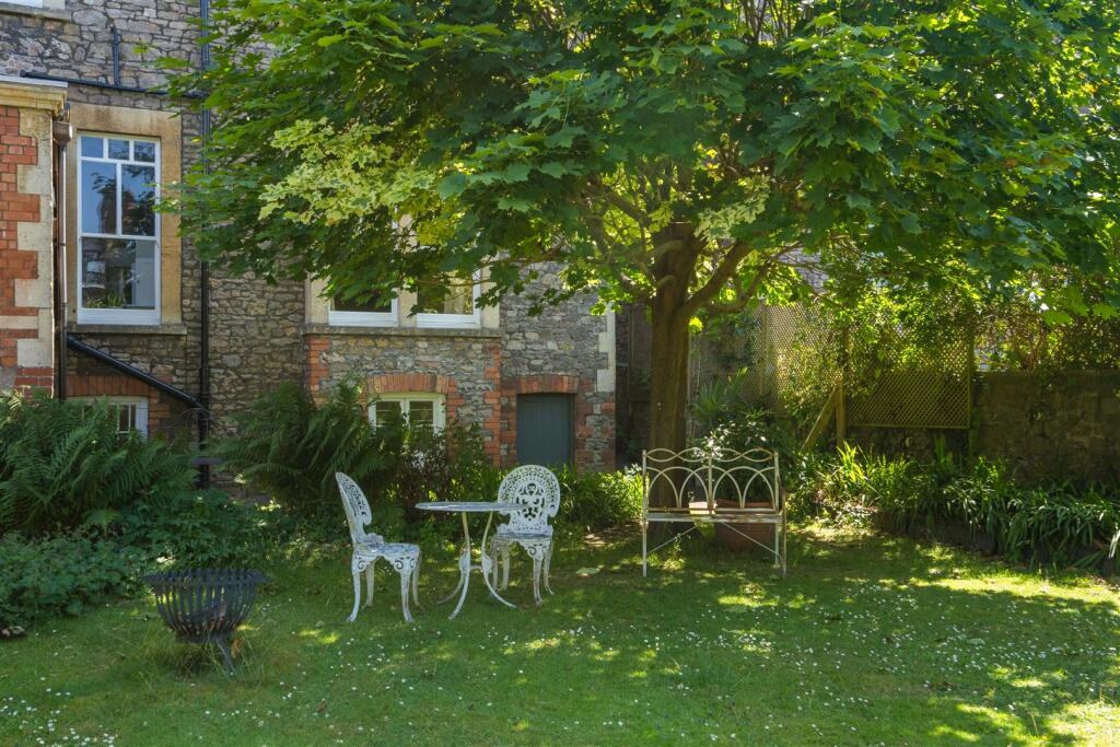 Downleaze, Stoke Bishop Rear Garden 2.jpg