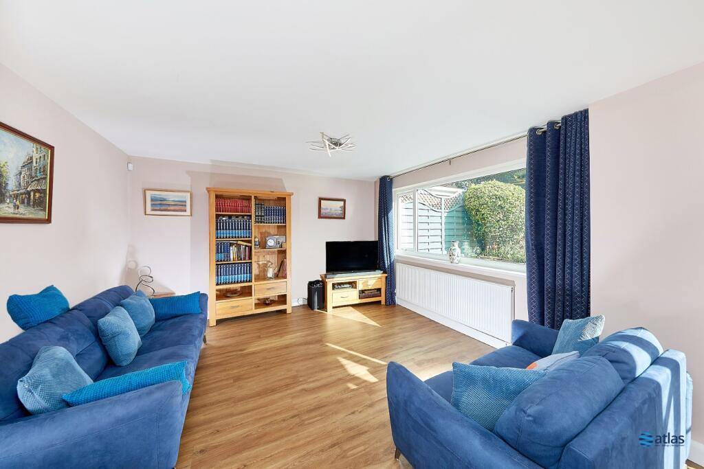 Dining/Reception Area