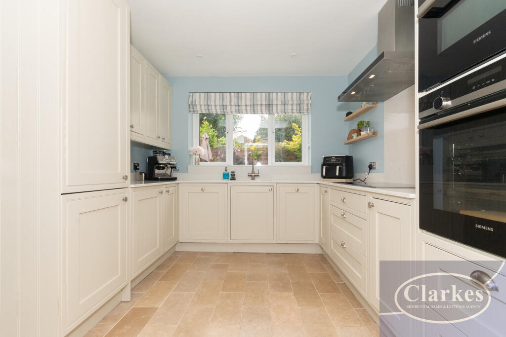 FC_041_95 ACLAND RD_018