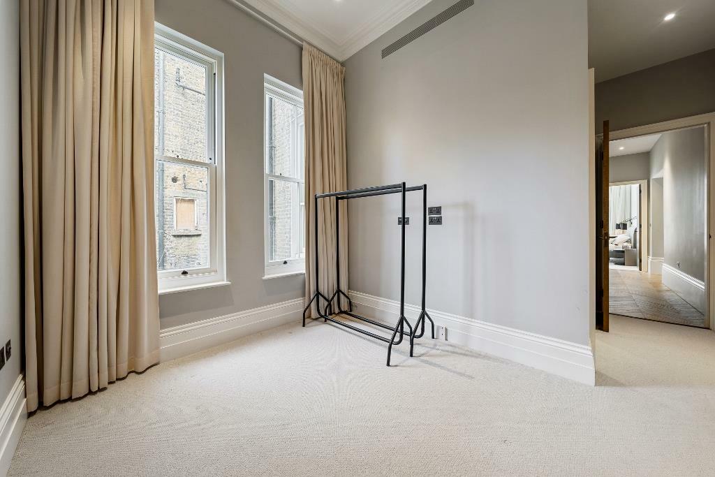 Gloucester Road SW7 4RH-11 (1024x683).jpg