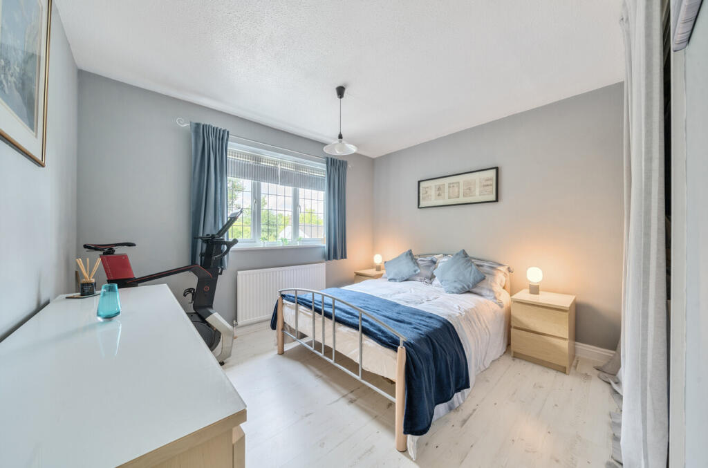 1301832-1-6840441...