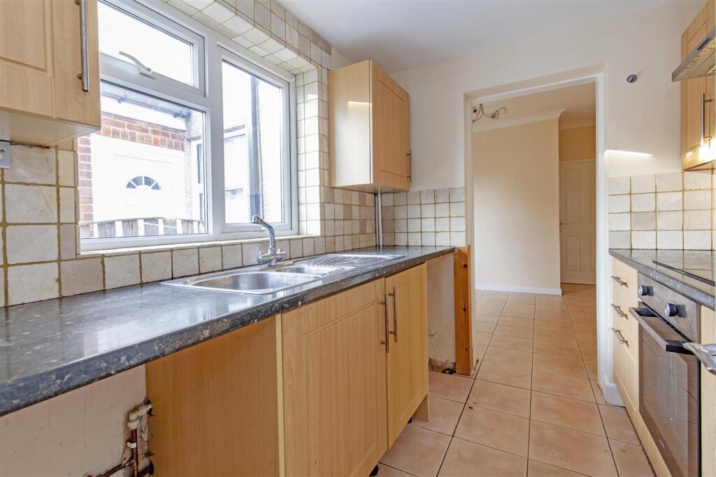 Kitchen-2.jpg