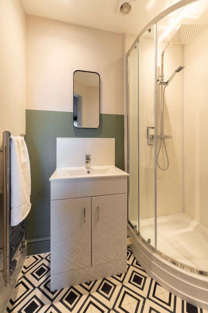 DaviesProperty-520StretfordRdPHOTOS-501.jpg