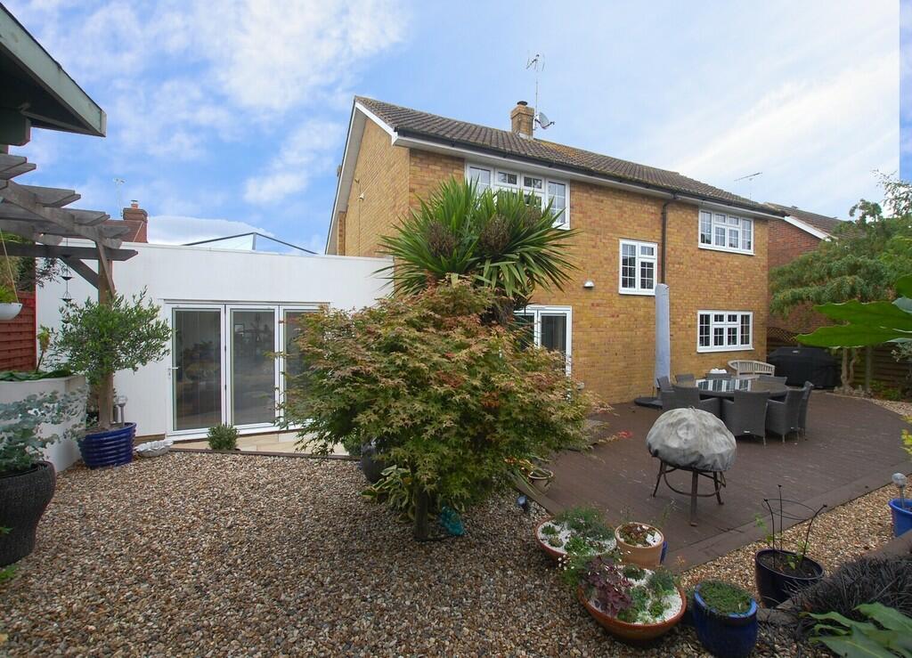 imageedit_8_42886...