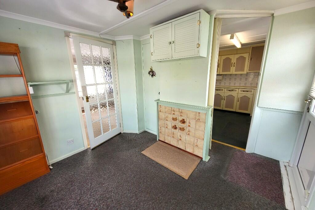 Dining Room (2) 