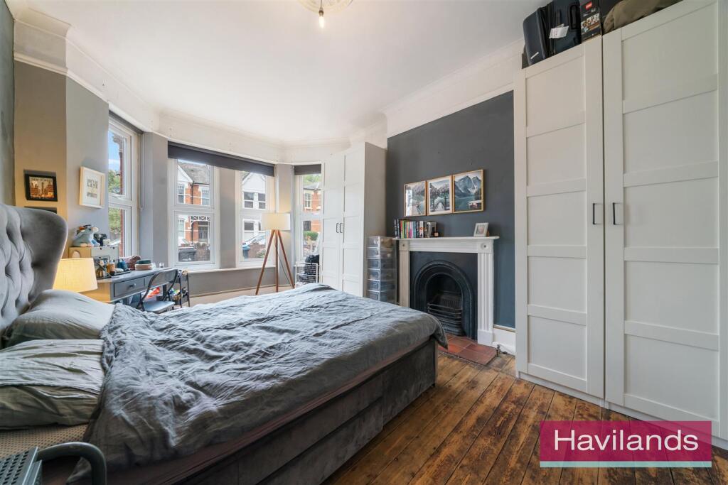 Palmerston Crescent-2.jpg