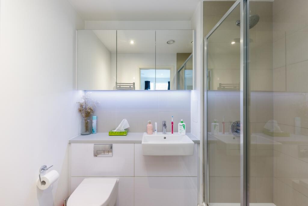 Costemonger Build...